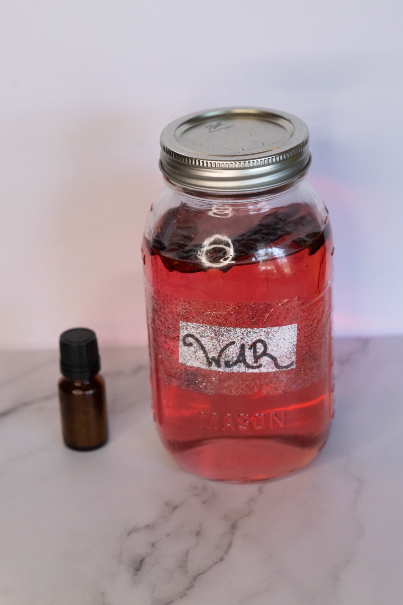 R62_0405_Shoshana_product_photos_ASP_web - Spiritual Teachers Voodoo War Oil