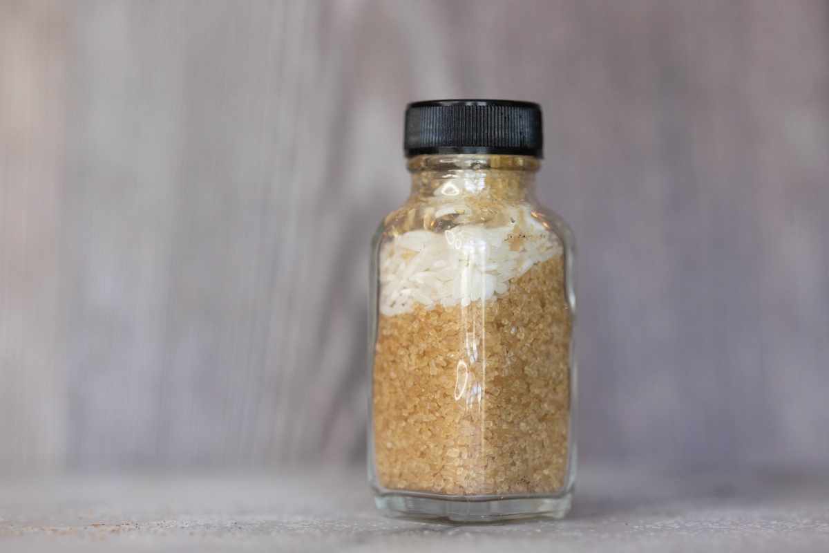 R62_0758_Shoshana_product_photos_ASP_web - Spiritual Teachers Voodoo neutral scrub