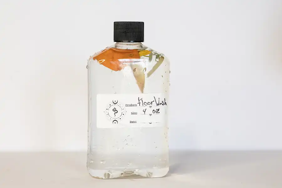 Strengthener Floor Wash